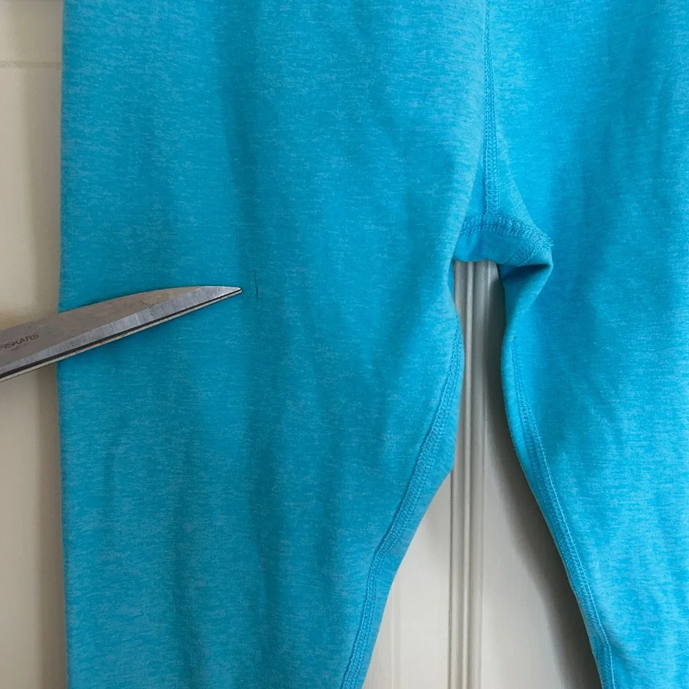 Beyond Yoga Set - Picture 4 of 7